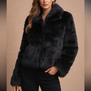 Top Shop Women's Sz 4 Lined Black Faux Fur Short Coat  NWOT